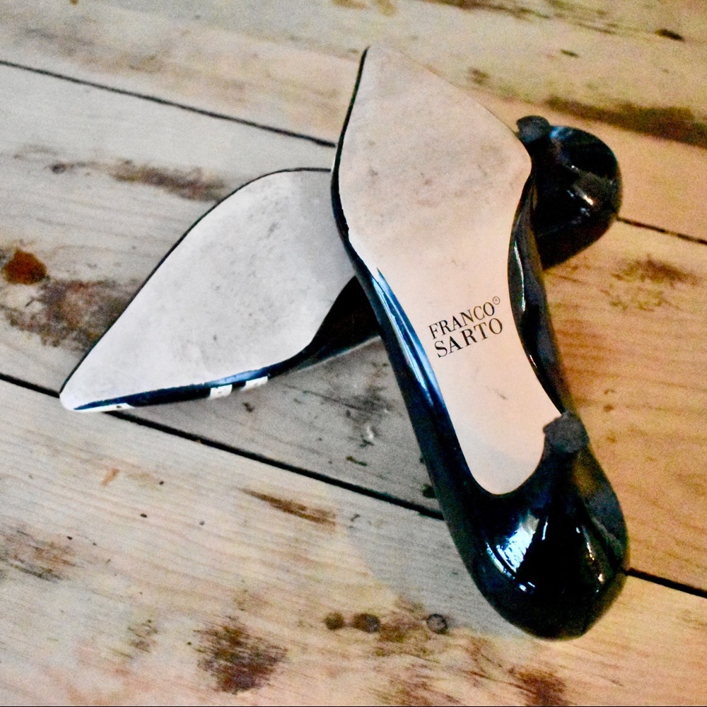 Franco Sarto Black & off white patent pumps size 7 - Picture 4 of 4